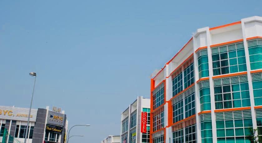 קואלה לומפור 1Orange Hotel Sri Petaling מראה חיצוני תמונה