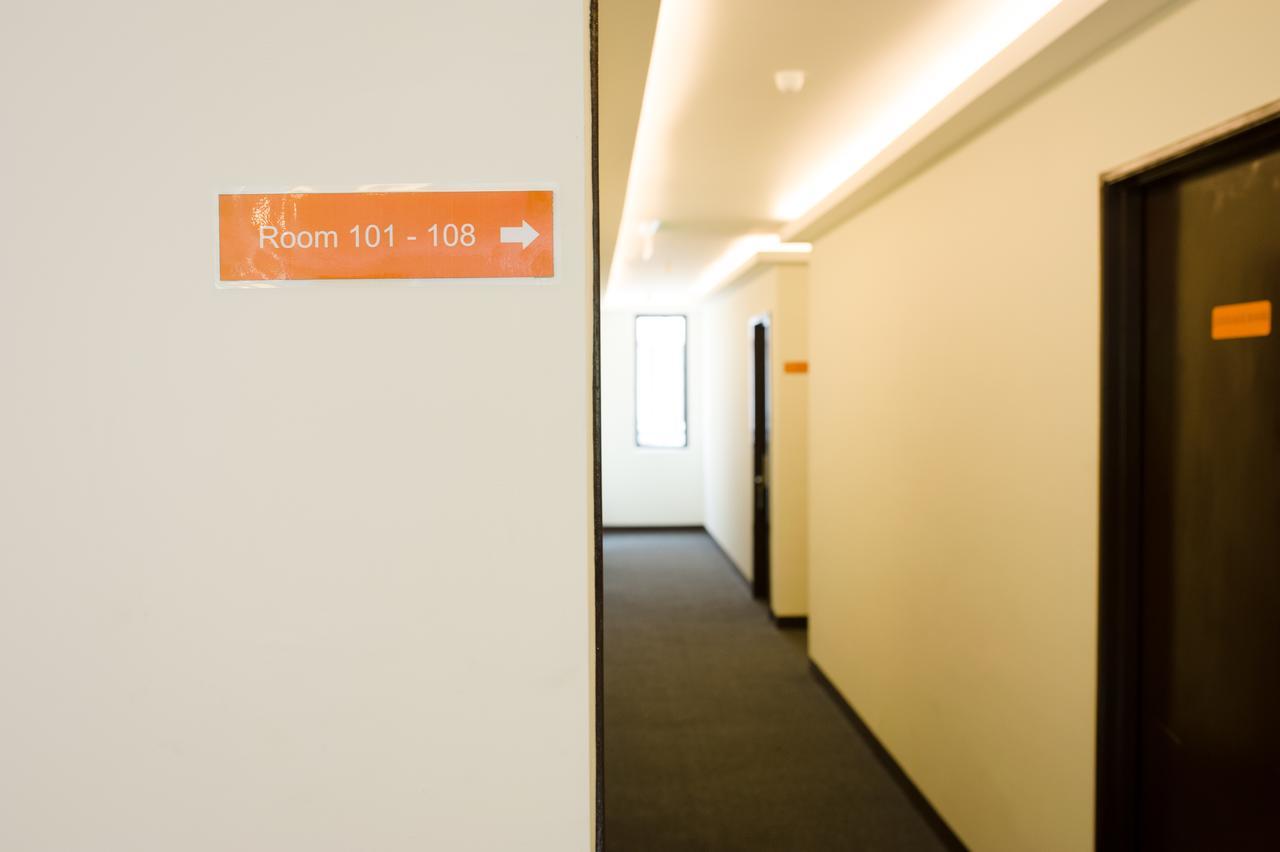 קואלה לומפור 1Orange Hotel Sri Petaling מראה חיצוני תמונה