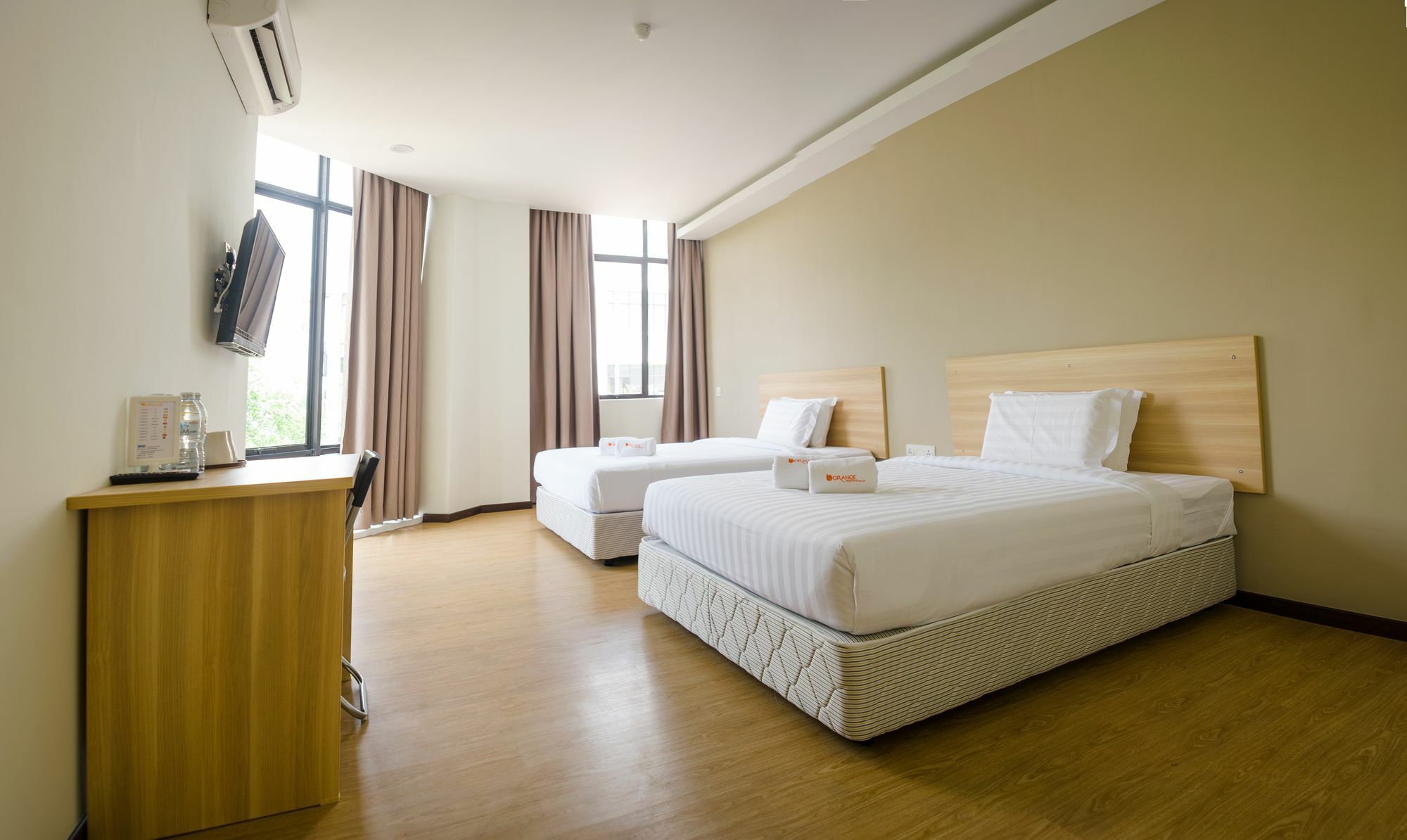 קואלה לומפור 1Orange Hotel Sri Petaling מראה חיצוני תמונה