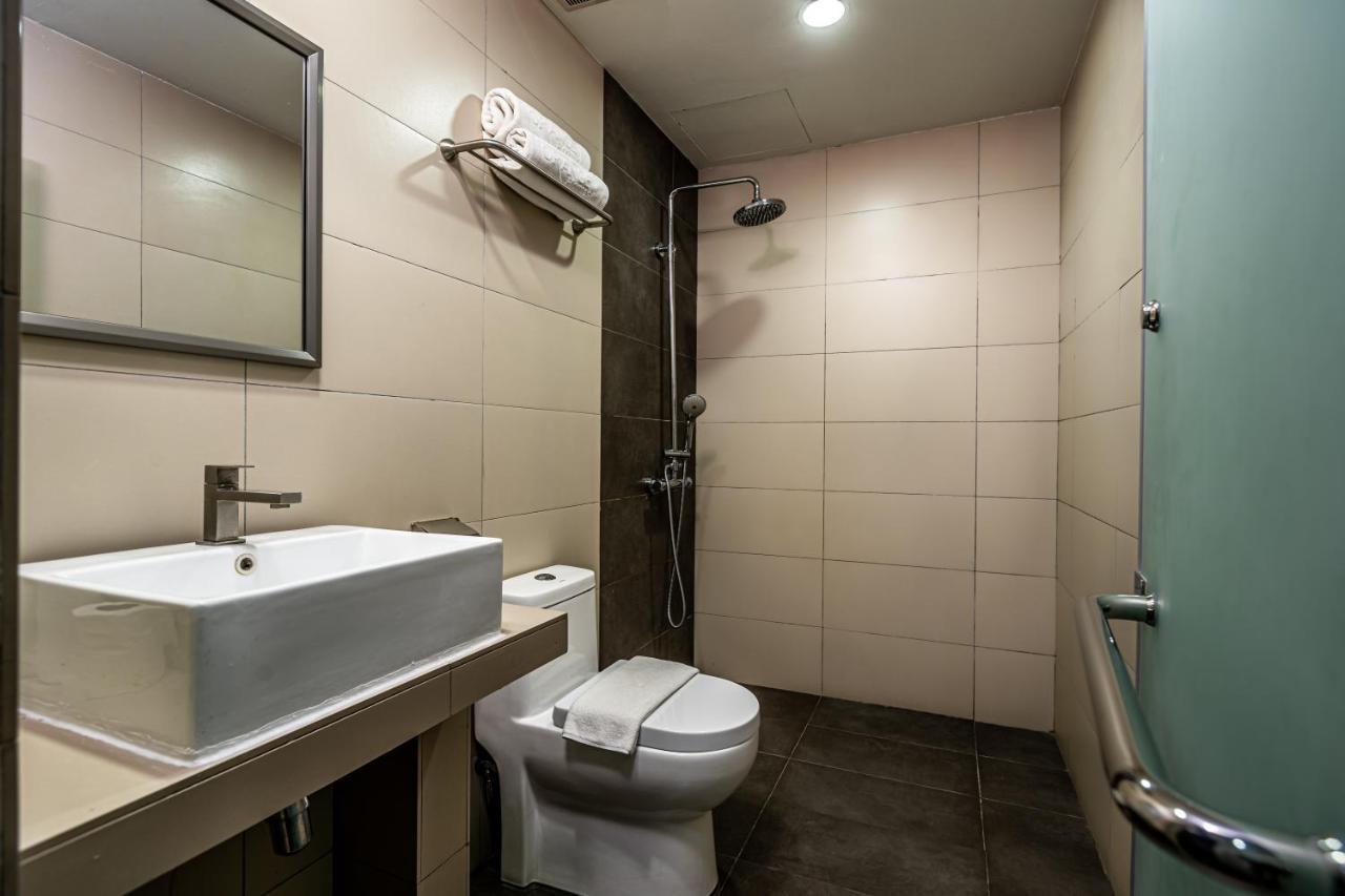 קואלה לומפור 1Orange Hotel Sri Petaling מראה חיצוני תמונה
